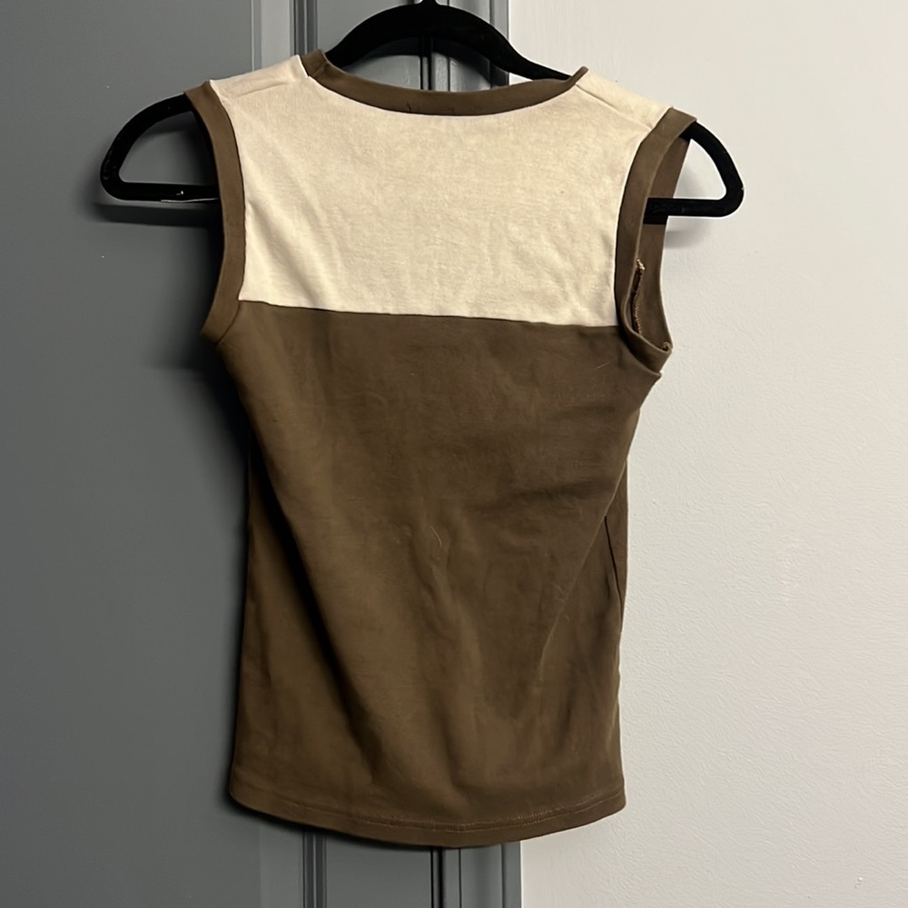 Brandy Melville (John Galt) top - Picture 2 of 3